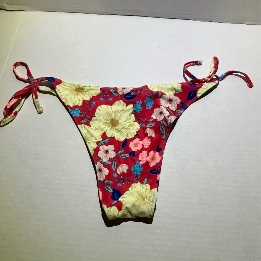 Aerie Red Floral Side Tie Bikini Bottoms size Medium Real Good Cheeky‎ Swim